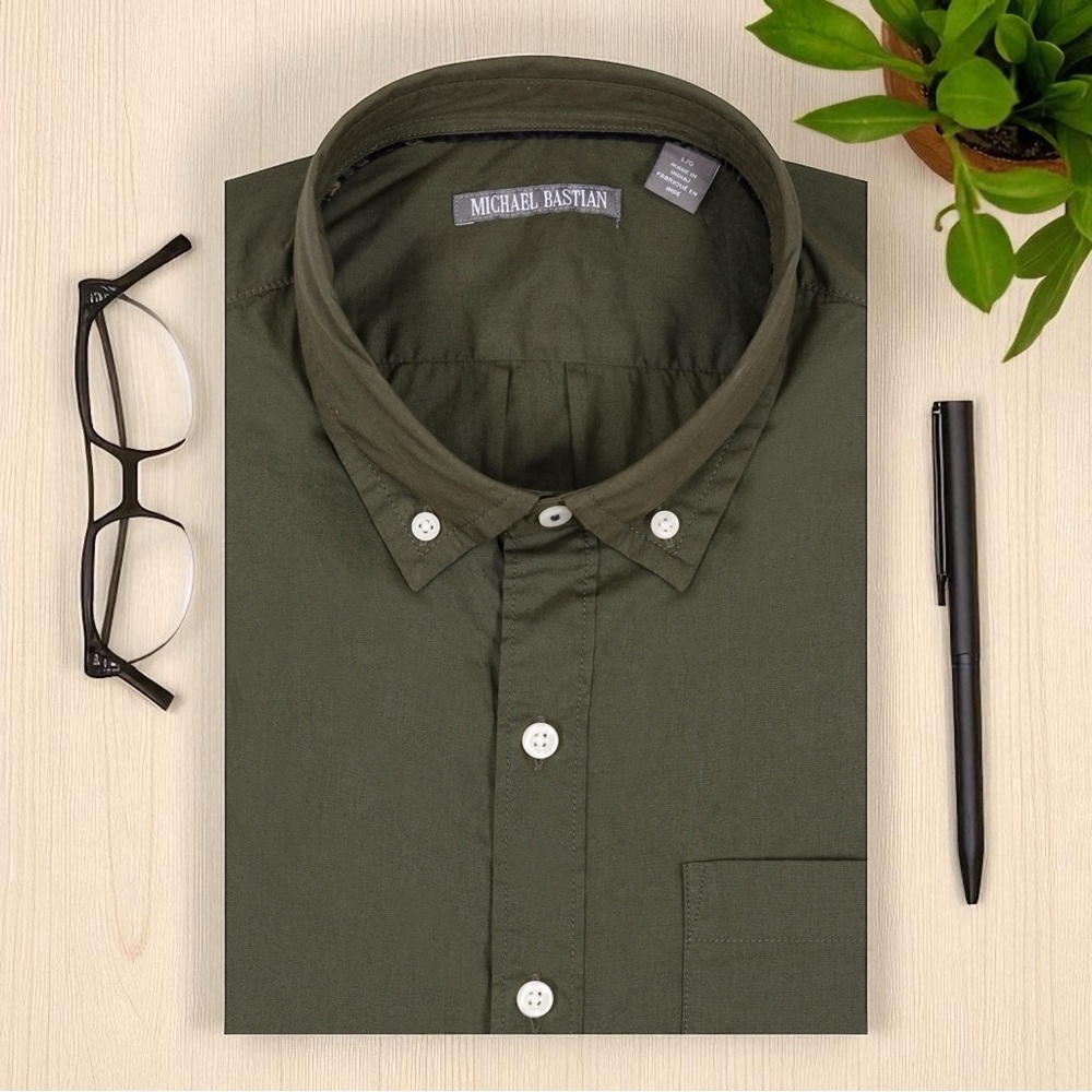 MICHAEL BASTIAN 100% Cotton Olive Green Short Sleeve Sport Shirt in Medium